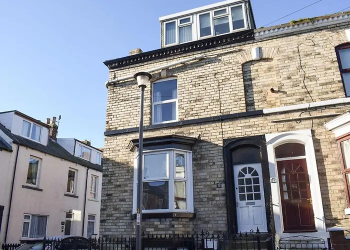Elgin Cottage